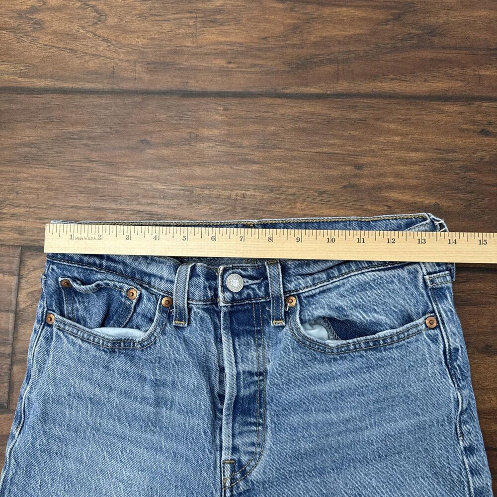 Levis Premium Wedgie Jeans Women's 27 (27.5 x 27) Blue Denim Button Fly Big E - Picture 2 of 15